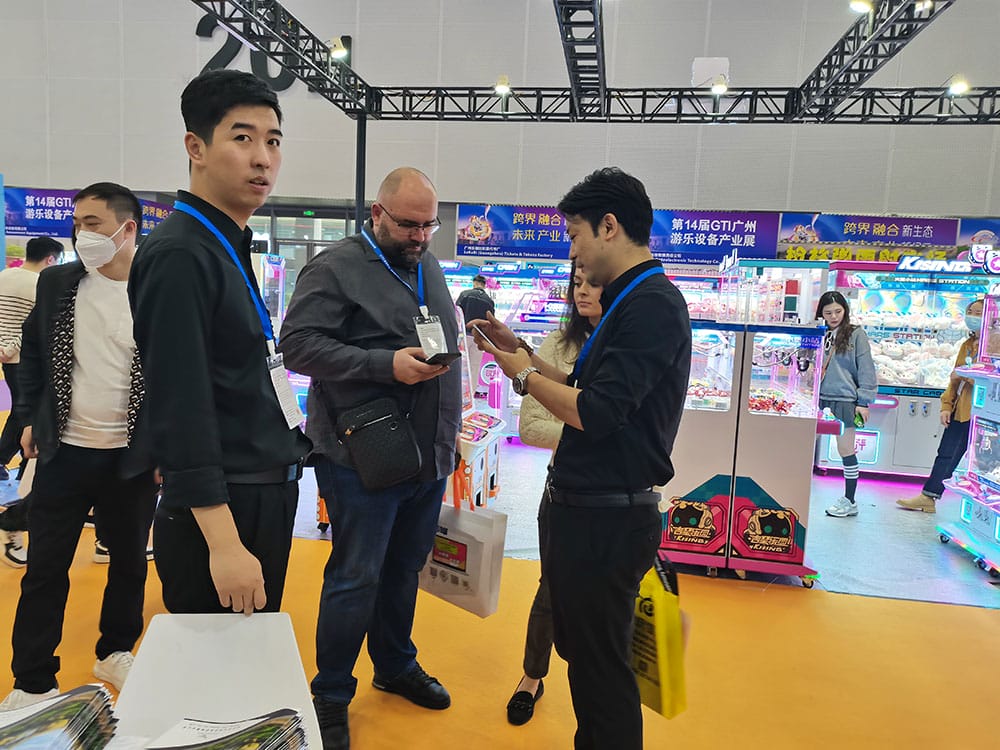 3cad5bd381602ad5e4dce1fa 百乐博参与第14届GTI昭通游乐设备产业展 · 图片3